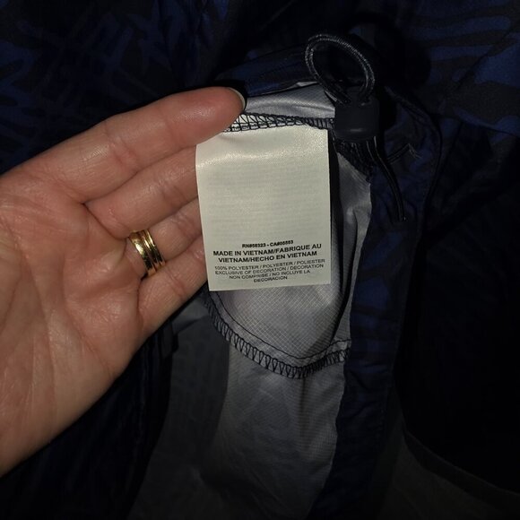 Nike 1/4 Zip Packable Woman's Jacket Windbreaker Size XS - Picture 5 of 9